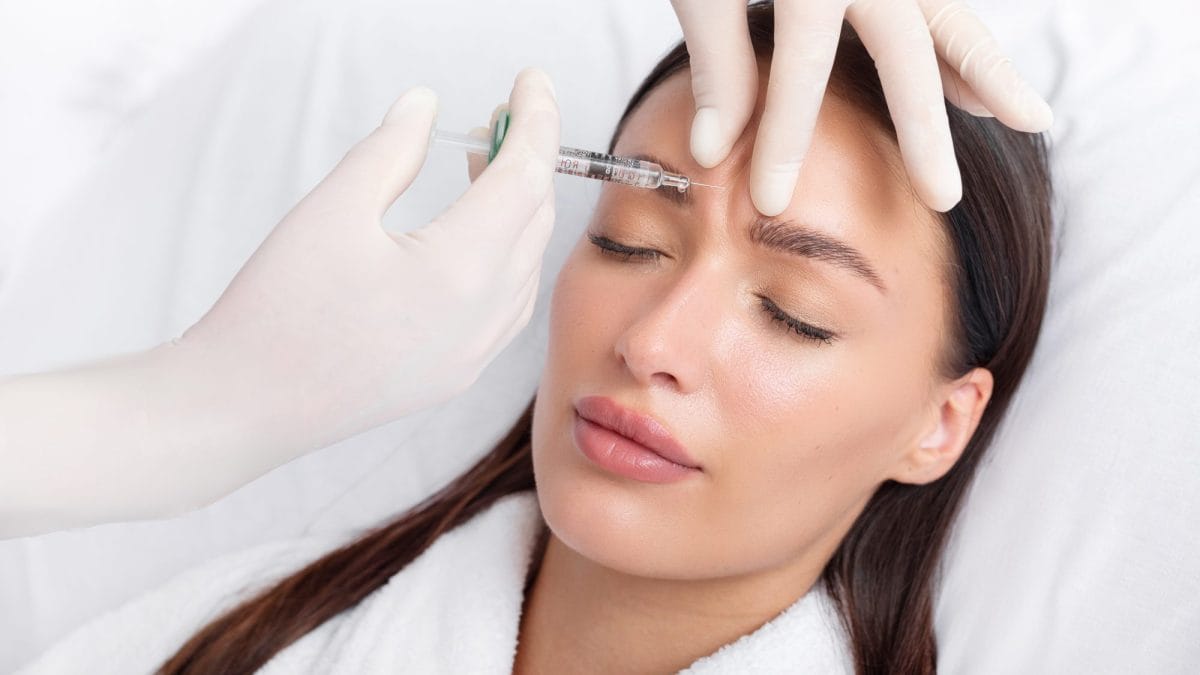 Xeomin vs. Botox: The Benefits of Xeomin for Wrinkle Reduction and Skin Rejuvenation