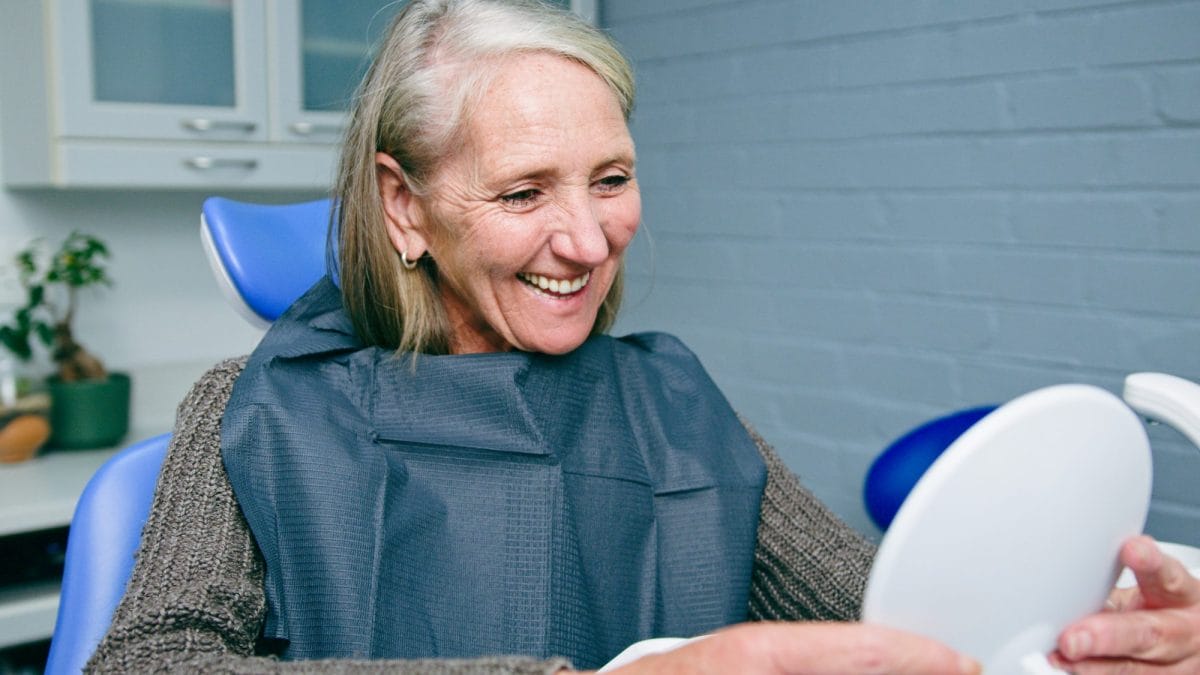 Smile Makeovers: Combining Cosmetic Procedures for Optimal Results