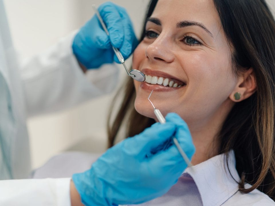 How Seasonal Allergies Can Affect Your Teeth, Gums, and Breath This Spring